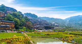 因地制宜发展乡村旅游&mdash;&mdash;凸显特色、提高质量（新知新觉）